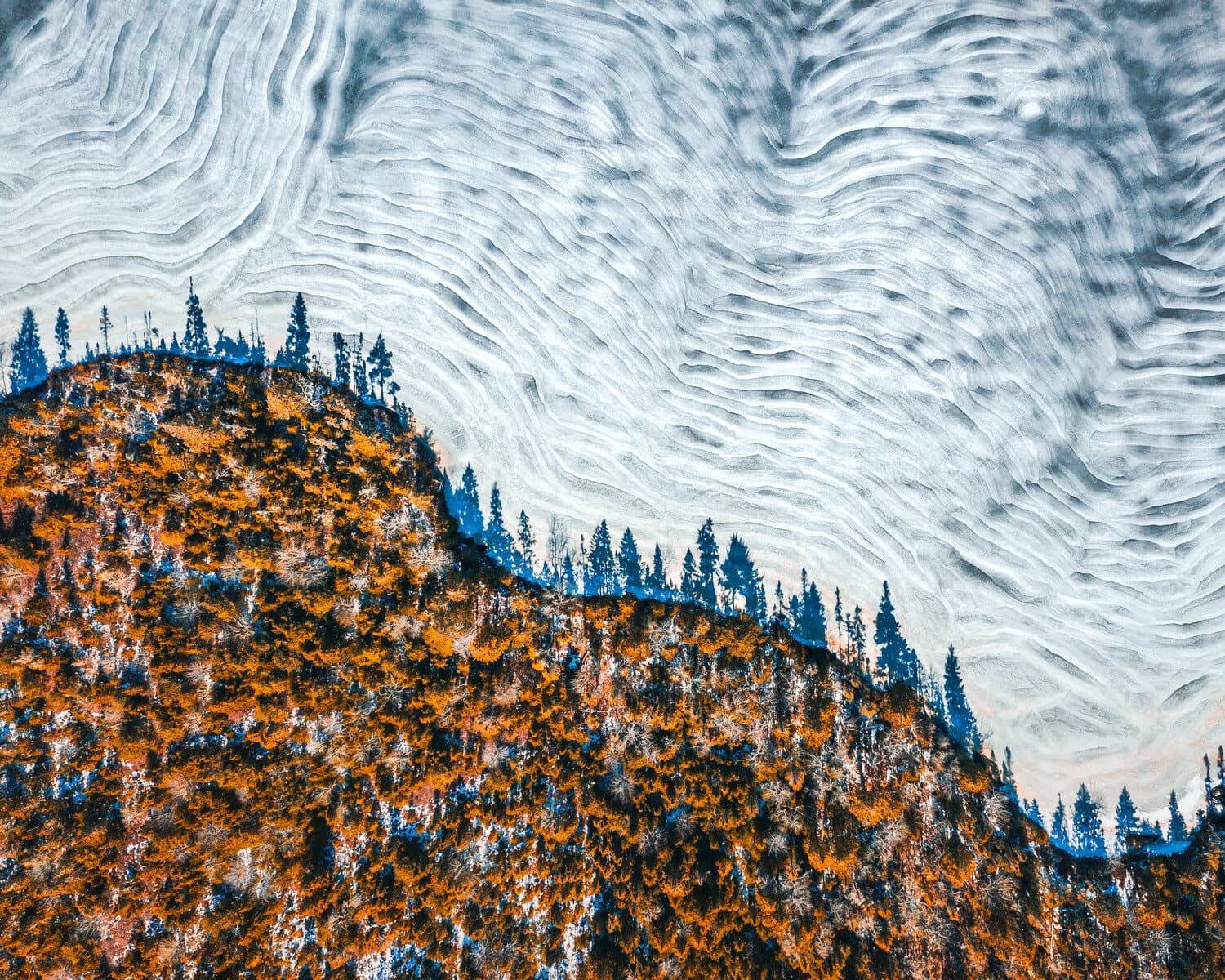 Aerial establishing image for commercial visual storytelling
